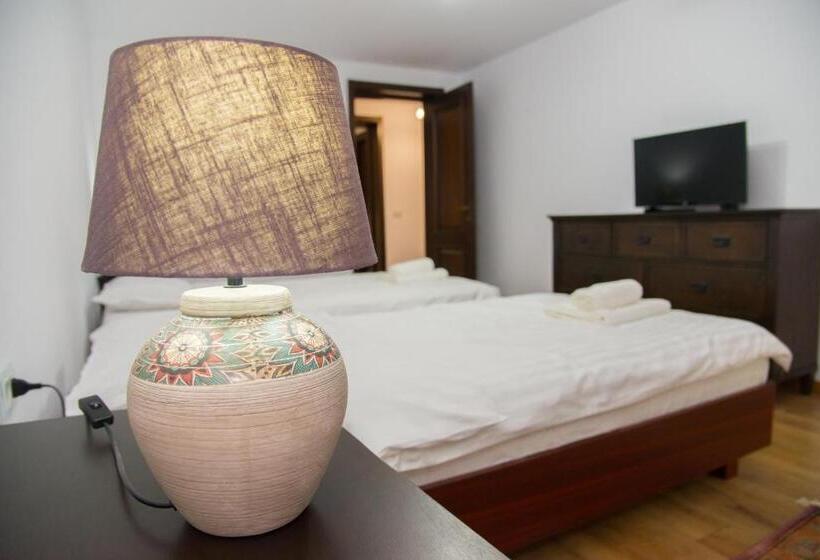 חדר משפחתי, Poiana Transilvaniei