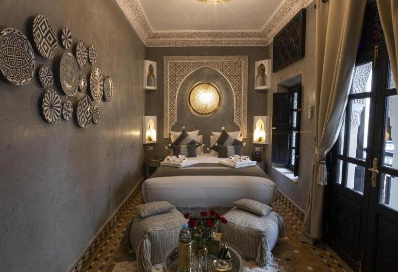 スタンダードルーム, Riad Almisk