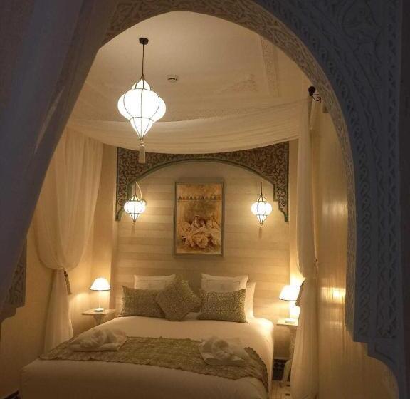 スイート, Riad Almisk