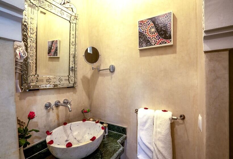 اتاق استاندارد, Riad Almisk