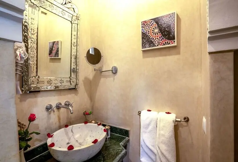 اتاق استاندارد, Riad Almisk