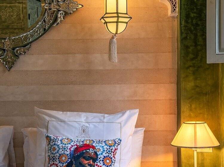 スタンダードルーム, Riad Almisk