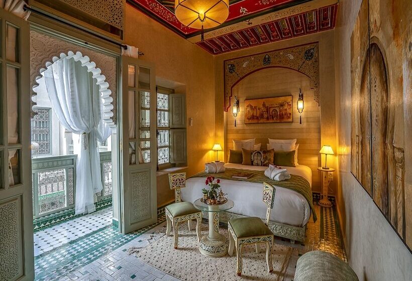 اتاق لوکس, Riad Almisk