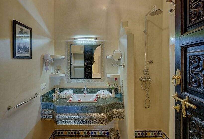 スーペリアトリプルルーム, Riad Almisk