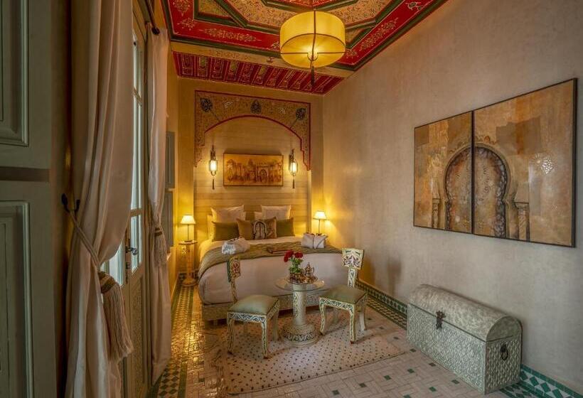 デラックスルーム, Riad Almisk