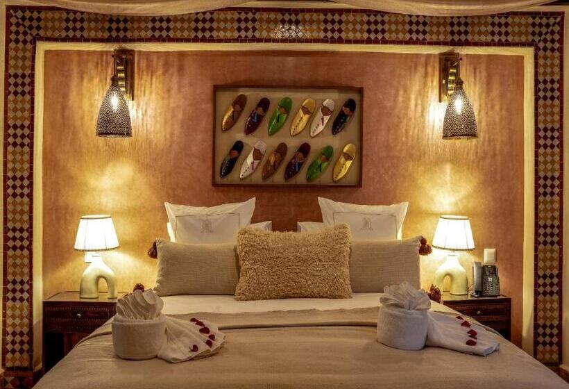 デラックスルーム, Riad Almisk