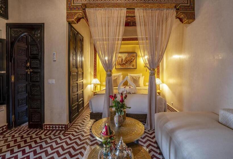 اتاق سوپریور سه تخته, Riad Almisk
