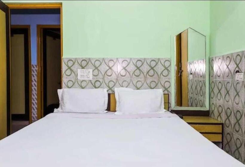 Camera Tripla Classica, Pop Hotel Nand Palace