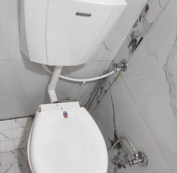 اتاق کلاسیک سه تخته, Spot On Hotel Relax Inn