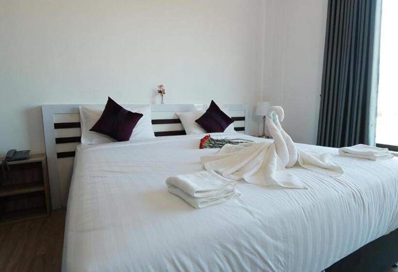 Deluxe Room, Bouasavan Hotel And Garden