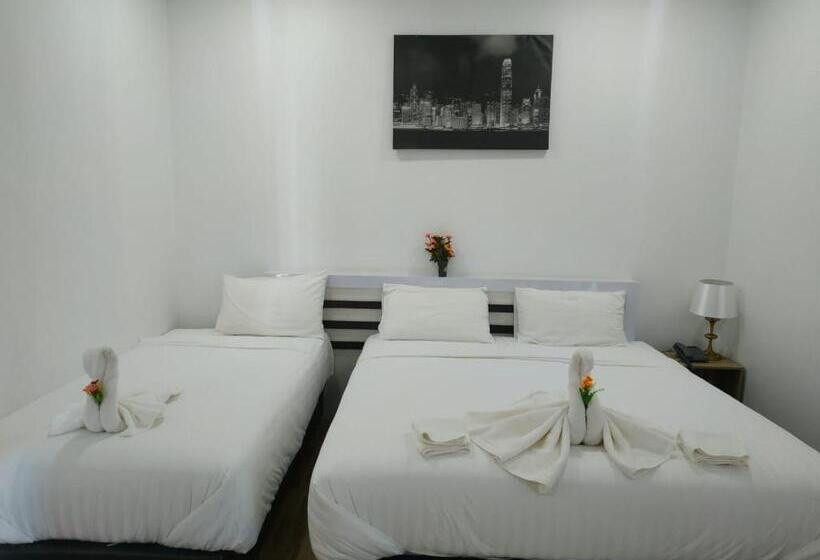 Family Room, Bouasavan Hotel And Garden