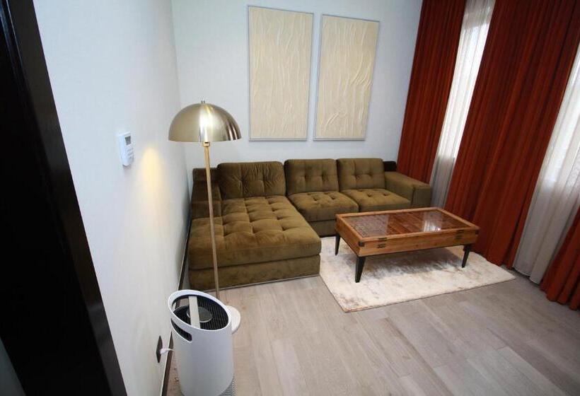 デラックススイート, D Avenue Boutique Hotel Accra