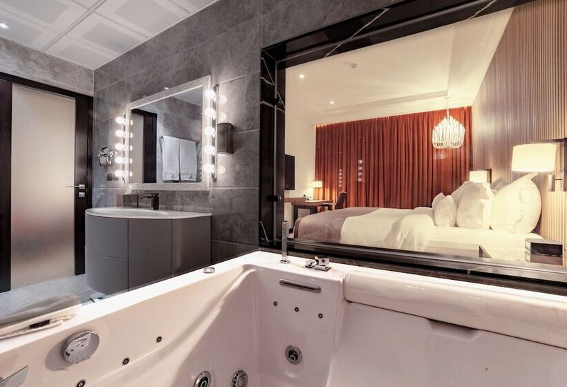 デラックススイート, D Avenue Boutique Hotel Accra