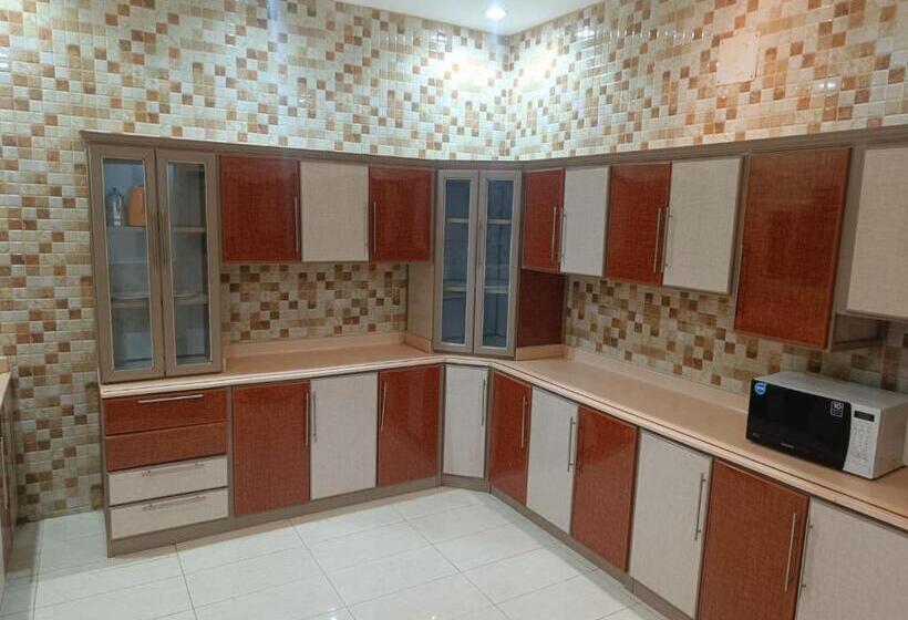 Apartament 3 Dormitoris, Methaq Suits 2 Furnished Units أجنحة ميثاق 2 الفندقية