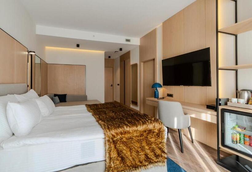 חדר דלוקס לשלושה, Megasaray Mount Erciyes