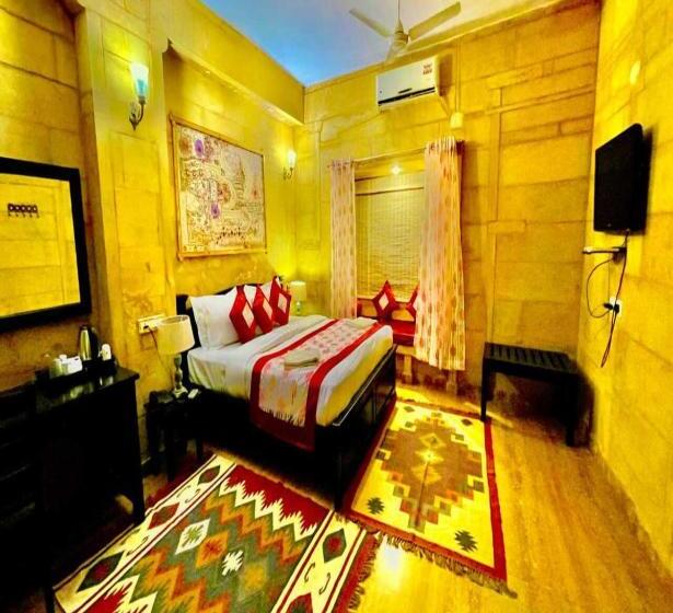 高级三人间, Naman Haveli Boutique Stay For Budget Travllers