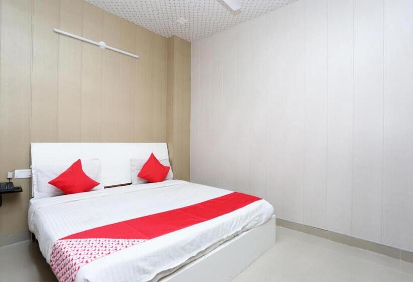 Standardrum, Oyo Kartik Residency