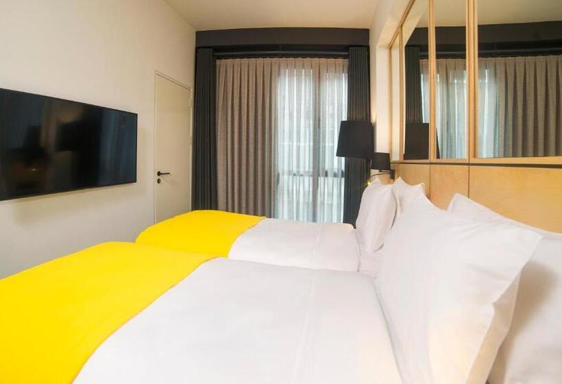 اتاق خانوادگی, Trip Park