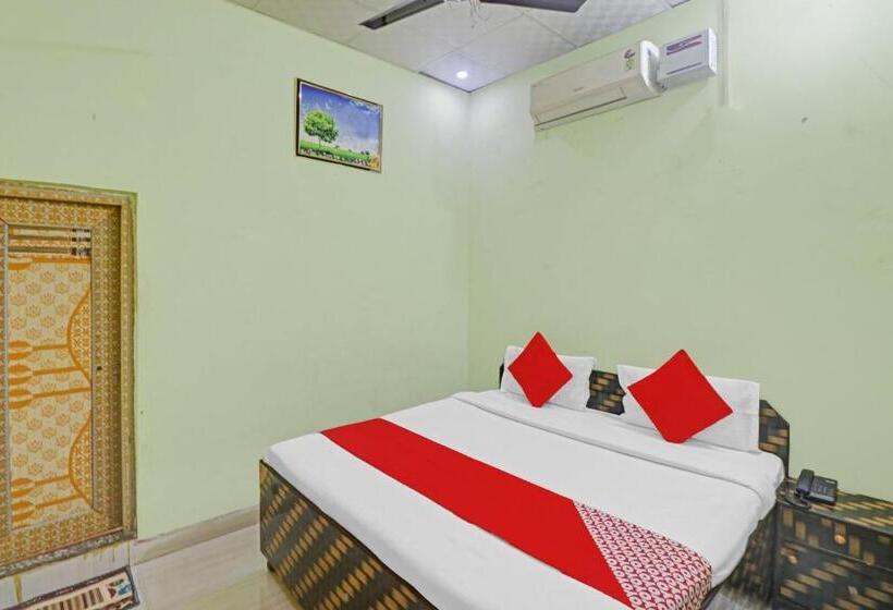 غرفة كلاسيكية ثلاثية, Oyo 84441 Hotel Maharaja