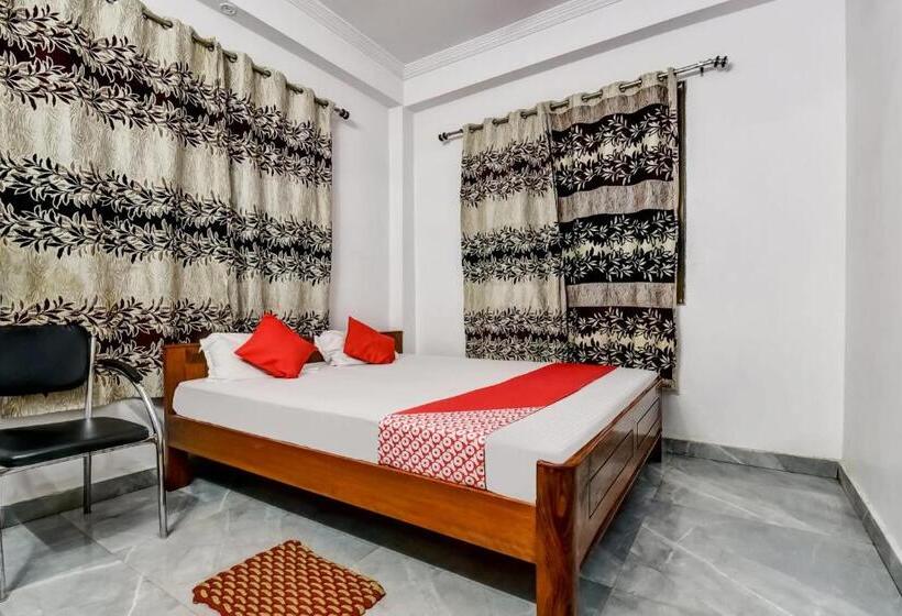 اتاق استاندارد, Oyo Flagship Hotel Capital Hill