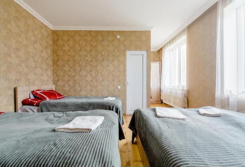 4ベッドルームクラシックタイプ, Cozy Hotel Kazbegi