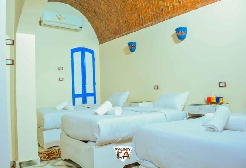 اتاق استاندارد سه تخته با بالکن, Malindy Ka ماليندى كا