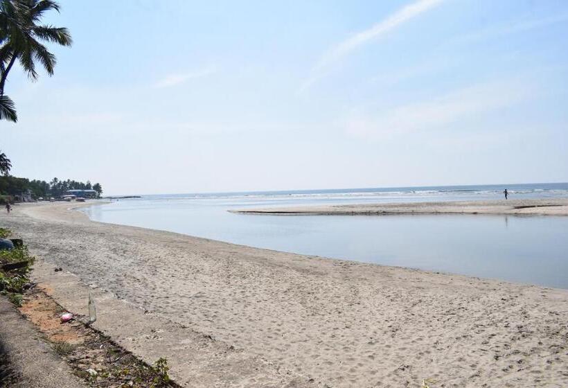 חדר סטנדרט עם מרפסת, Shalom Guests