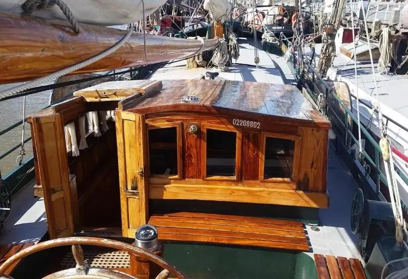 １ベッドルームハウス, Tjalkjacht Pelikaan Lemmer