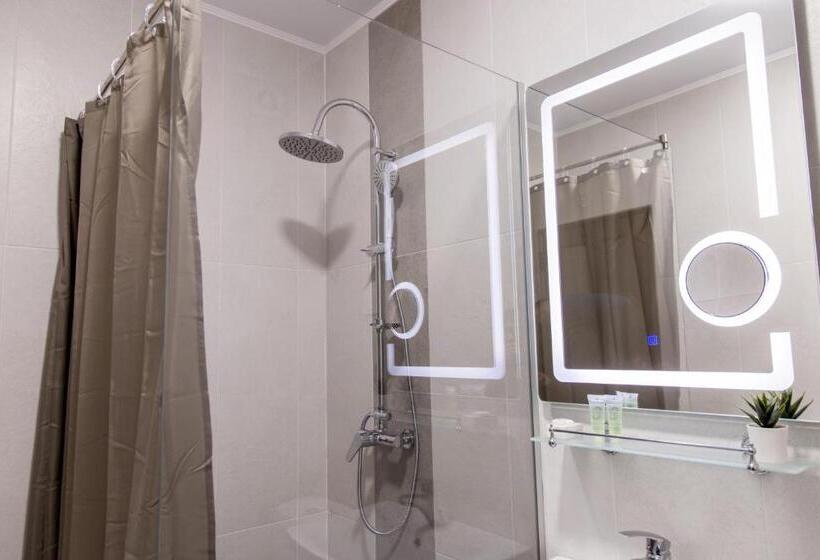 Номер Deluxe с Балконом, Complex Carol