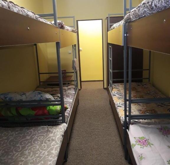 Кровать в Общей Комнате, хостел ас рахів