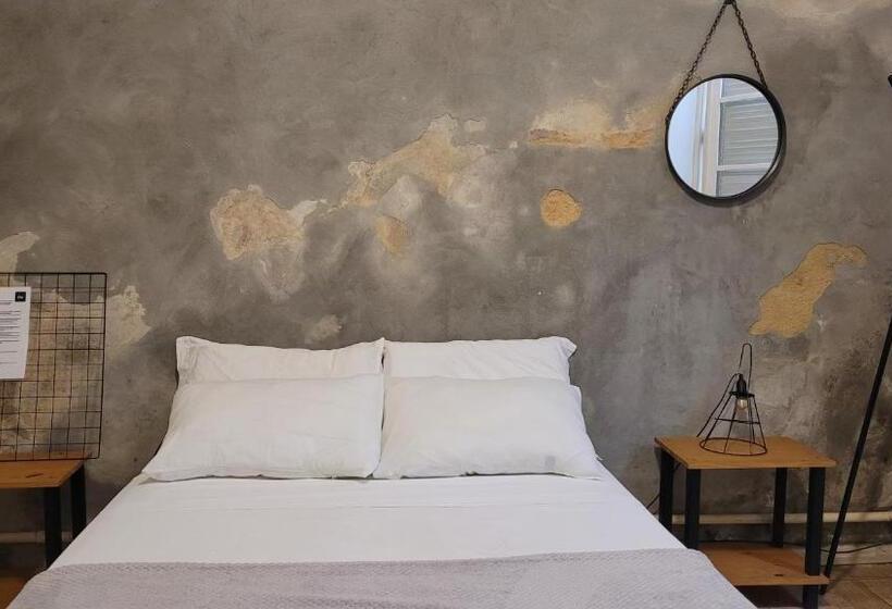 اتاق استاندارد با سرویس بهداشتی مشترک, Chez Zany Boutique Hostel Santa Teresa