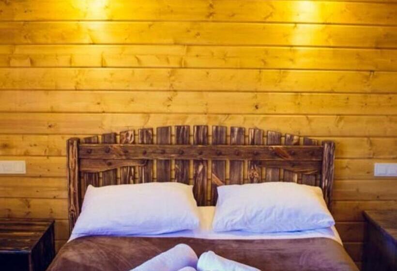 غرفة قياسية مزوَّدة بتراس, Grig House Eco Resort