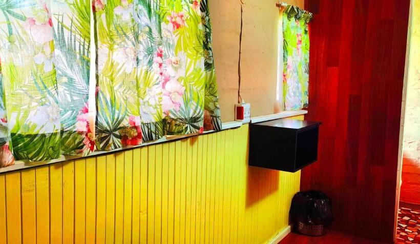 חדר סטנדרט, Moonsong Accommodation & Camping