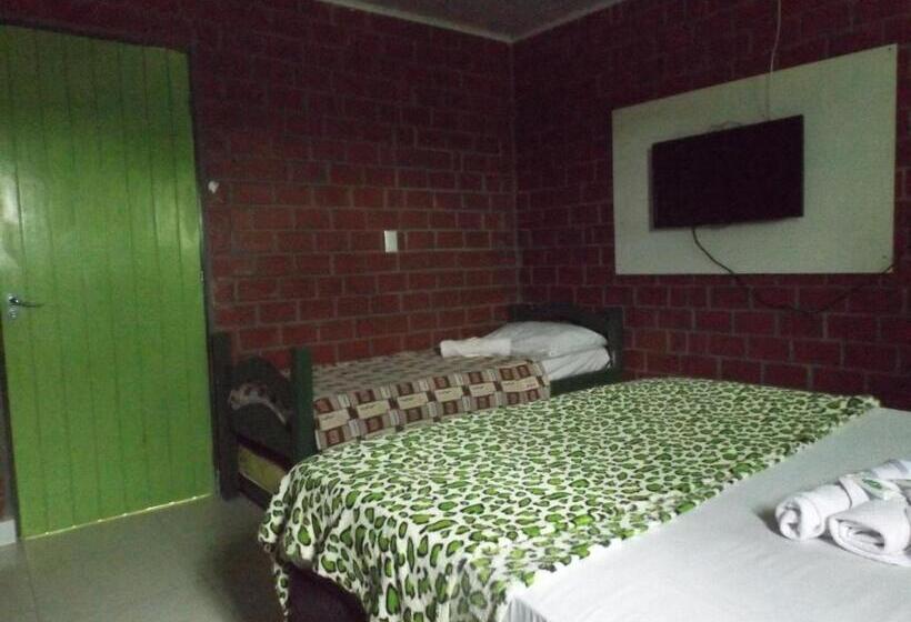 Четырехместный Номер Стандарт, Pousada Monte Serrat