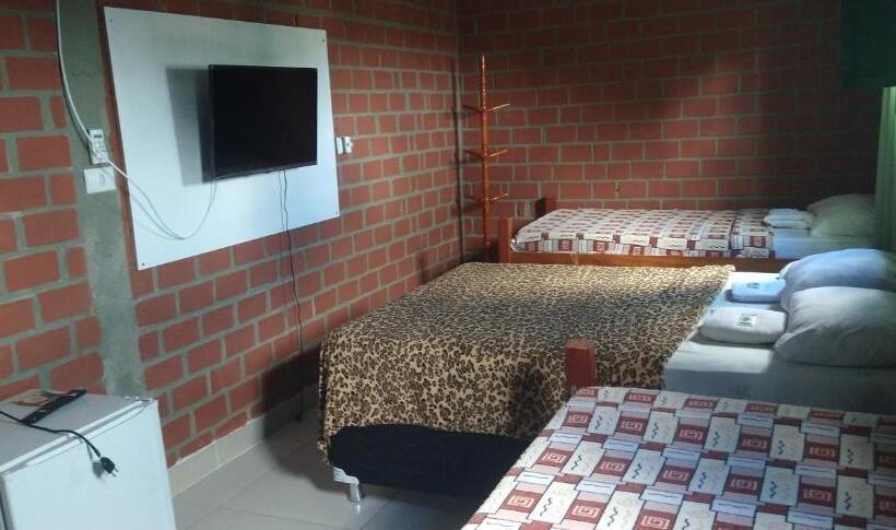 Четырехместный Номер Стандарт, Pousada Monte Serrat