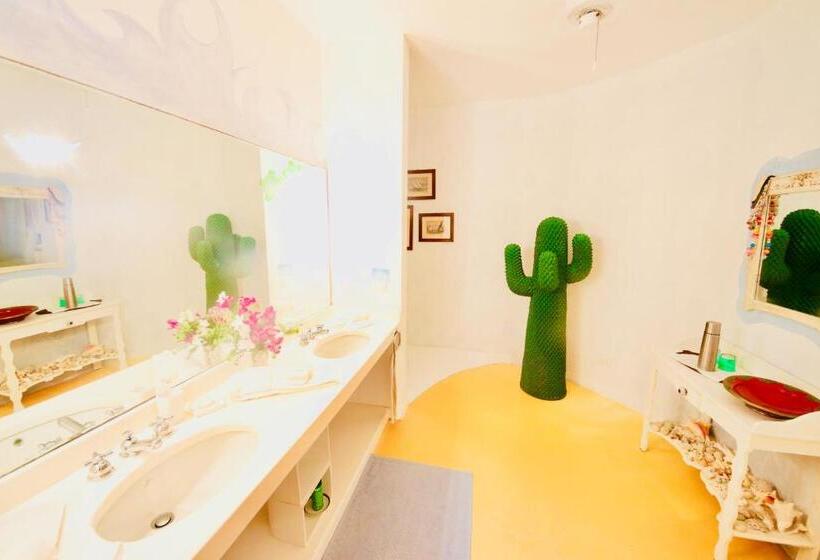 سوییت سوپریور با چشمانداز دریا, Dolcevita Cliff Private Resort By Klabhouse Adults Only