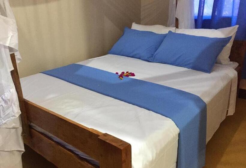 בקתה סטנדרטית, Mafia Neptune Villa Lodge