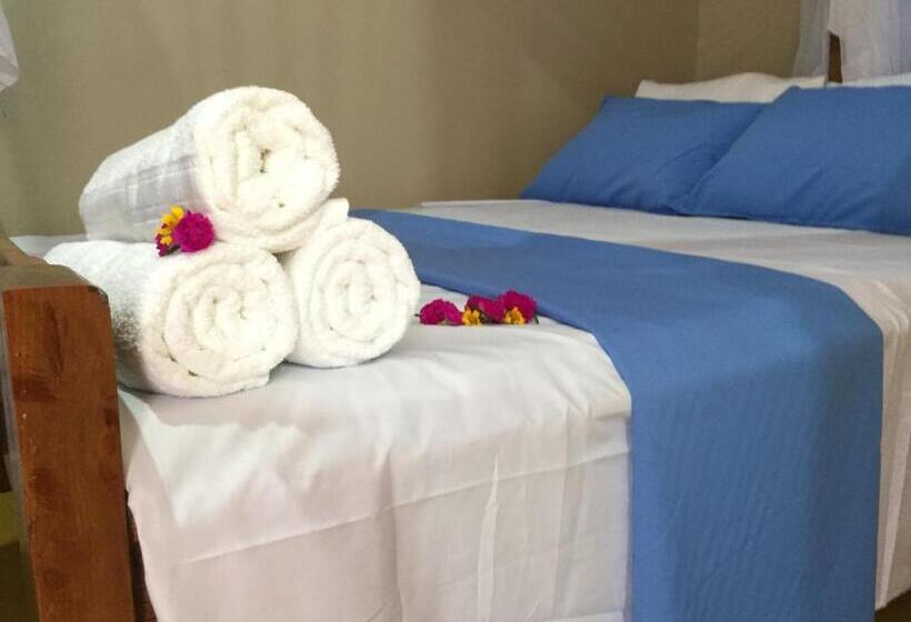 בקתה סטנדרטית, Mafia Neptune Villa Lodge