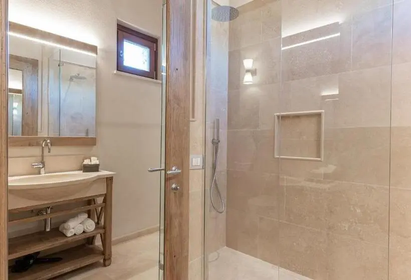 テラス付き１ベッドルームアパートメント, Relais Lungagnola