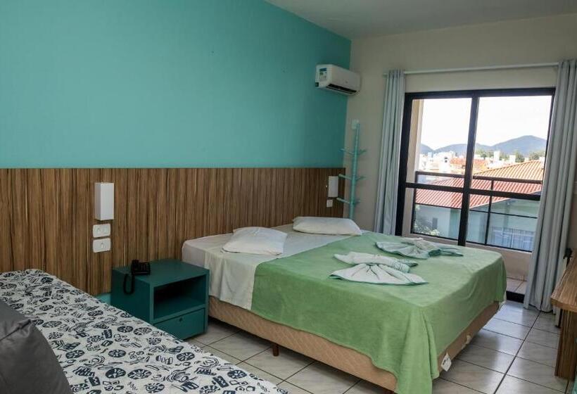 スタンダードトリプルルーム, Fenícia Palace