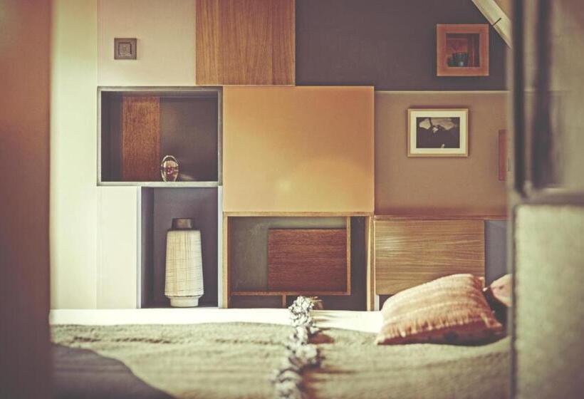 スタンダードルーム, La Petite Fabriek