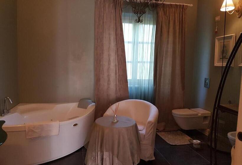 חדר סופריור נוף לגינה, Maison Louis