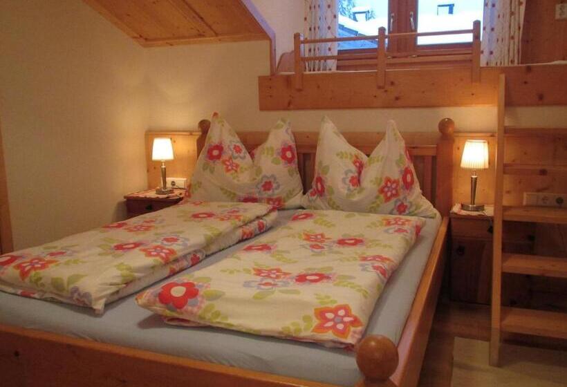 带3个卧室的公寓, Strickhof