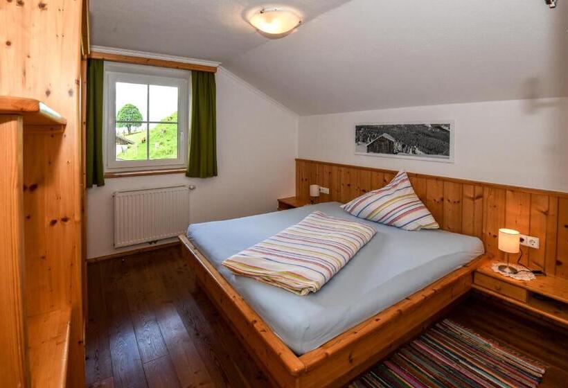 带2个卧室的公寓, Strickhof