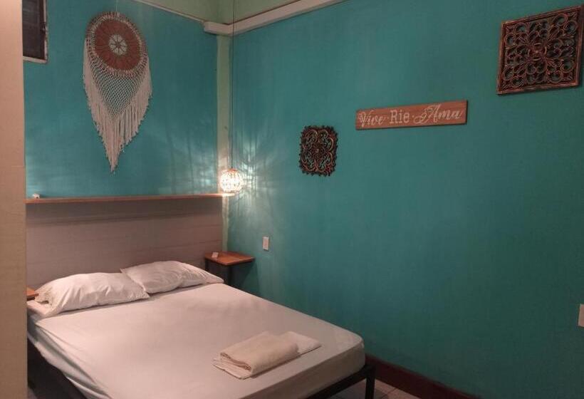 Номер Стандарт, Kawoq Hostel
