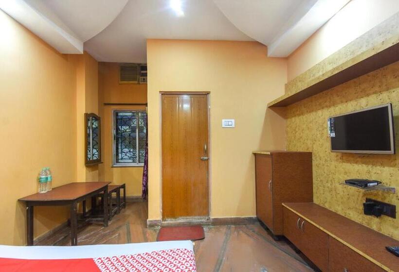 חדר קלאסי לשלושה, Oyo Flagship Hotel Gour