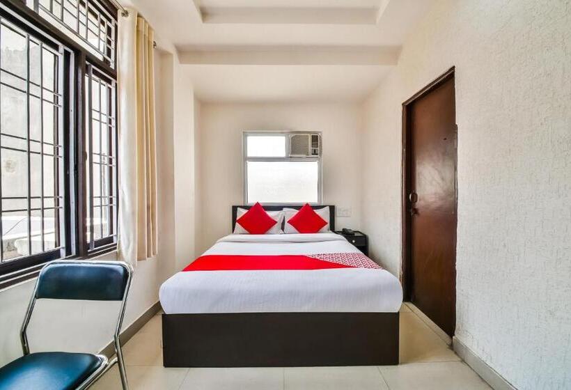 Трехместный Номер Классика, Oyo Hotel Tirupati Residency