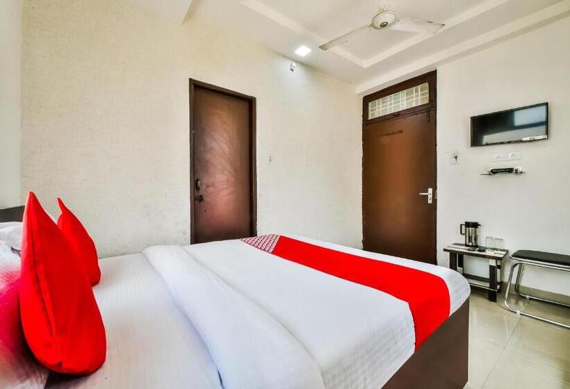 Трехместный Номер Классика, Oyo Hotel Tirupati Residency