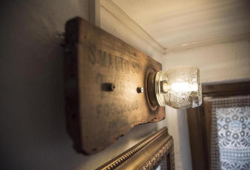 스탠다드 스튜디오, Casa Betulla