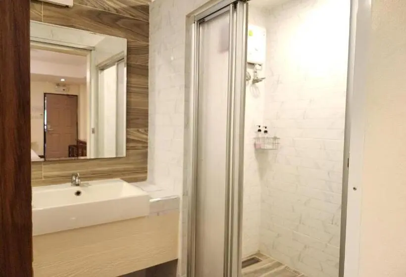 スーペリアールーム, Kim Hotel At Bangplong